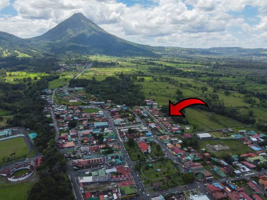 La Fortuna Donwtown Dreams Luaran gambar